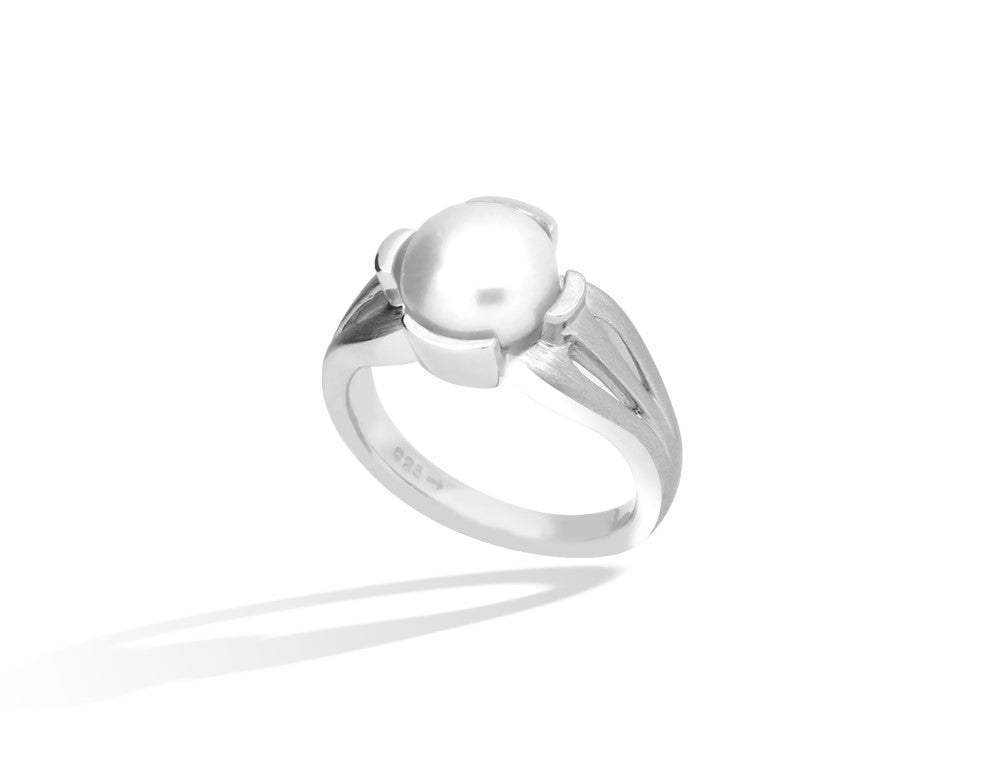 R4946  FRESHWATER PEARL RING